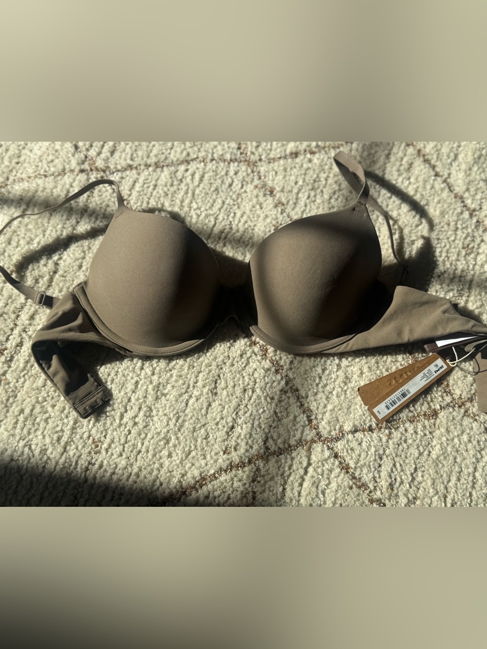 NWT SKIMS Fits Everybody T Shirt Bra Truffle 32C BRA-DEM-9221